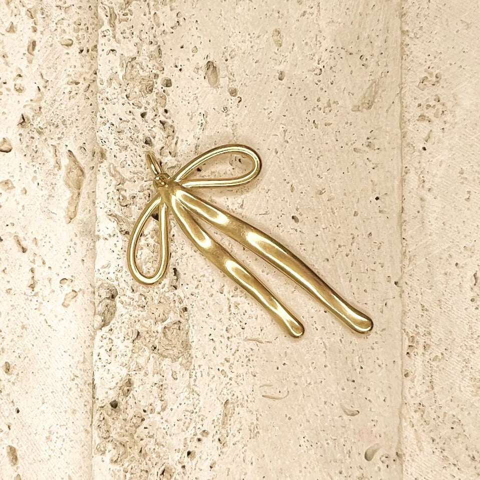 Bow earrings