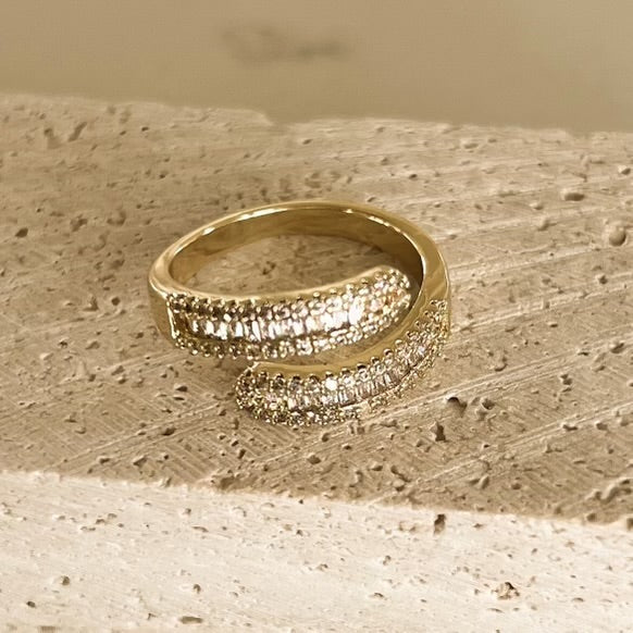 Crossover Baguette Ring