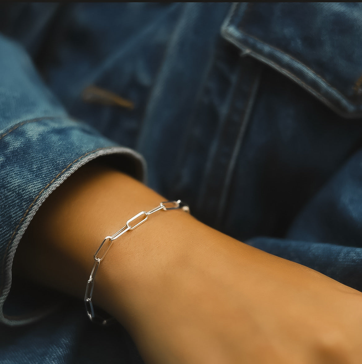 Paperclip Bracelet (large)— White Gold Vermeil