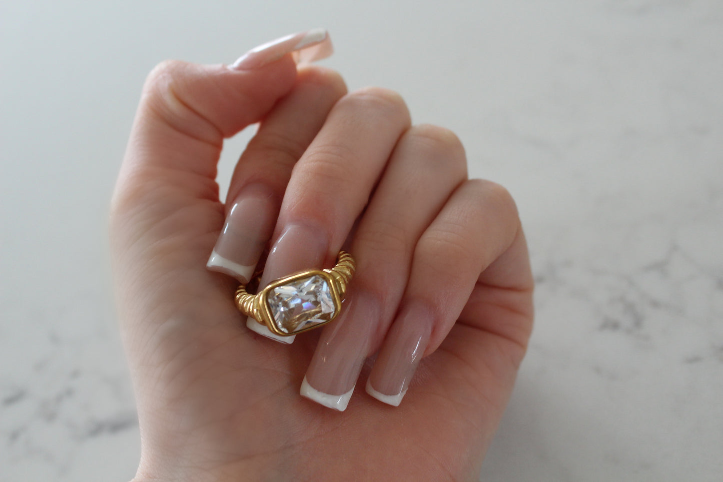 Lustré Cage Ring